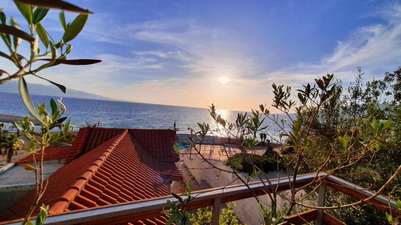 Villa Skenderi Sarandë Buitenkant foto